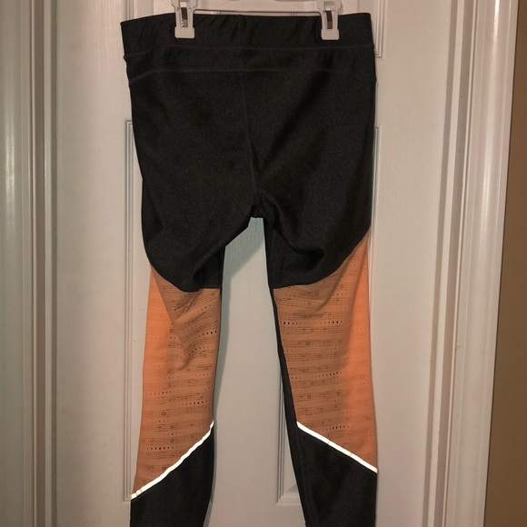 Ankle cropped mesh leggings - Picture 3 of 3